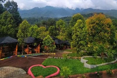 10 WISATA BUKIT GRATIS di KEDIRI Lengkap dengan Tiket Masuk Terbaru 2026