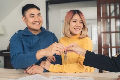 Cara Beli Rumah Over Kredit yang Aman dan Sesuai Prosedur