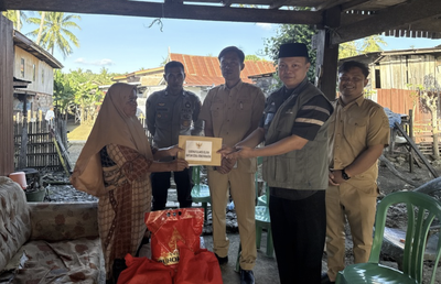 Gubernur Sulsel Salurkan Santunan untuk Keluarga Petani yang Tewas Terseret Arus di Soppeng