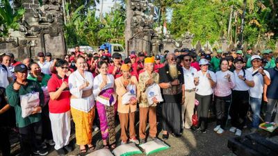 Bulan Bung Karno VIII, Pemkab Badung Gelar Ziarah dan Salurkan Bantuan untuk Veteran serta Disabilitas