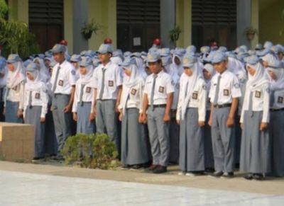 Disdik Riau Tutup Celah Bisnis Seragam di Sekolah, Orang Tua Berhak Memilih Sendiri