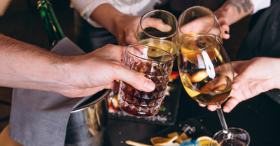 Enggak Cuma Merusak Hati, Alkohol Berlebihan Ternyata Bisa Mempercepat Penuaan Otak