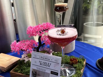 Bartender Muda Tunjukkan Kreativitas Lewat Kreasi Minuman Khas Indonesia