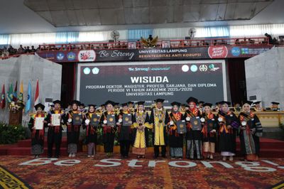 966 Mahasiswa Diwisuda, Unila Kini Telah Cetak 147.739 Alumni