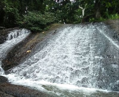 Pesona Air Terjun Tumpang Dua Kotabaru: Rute, Tiket, dan Daya Tarik Wisata