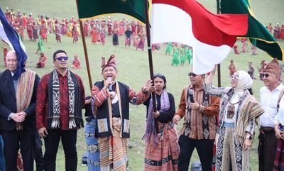 Mendagri Buka Festival Fulan Fehan 2026, Hadirkan Tarian Persahabatan Indonesia dan Timor-Leste