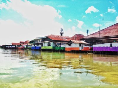 Menjelajahi Kampung Sasirangan: Pusat Kerajinan Wisata Budaya dan Suvenir Khas Banjarmasin