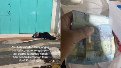 Aksi Cowok Ini Bantu Nenek yang Tidur Sendiri di Depan Toko Tuai Pujian dari Warganet