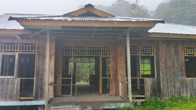 Kantor Distrik Hoya Diduga Terbengkalai, Pemuda Desak Pemkab Mimika Bertindak