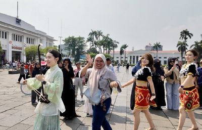 Tarian Etnis Yunnan Perkenalkan Kekayaan Budaya China di Jakarta, Jadi Ajang Pertukaran Seni