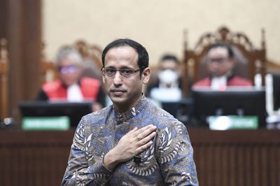 Hakim Vonis Nadiem Makarim 10 Tahun Penjara dalam Kasus Chromebook