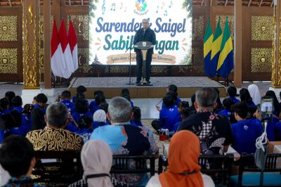 Farhan: Pendidikan Harus Menjangkau Semua Anak Tanpa Terkecuali