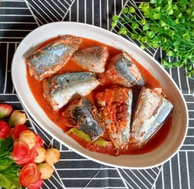 Menu Makan Siang Juara: Cara Bikin Asam Padeh Sarden Kuah Kental, Pedas, dan Wangi Rempahnya Nagih Pol