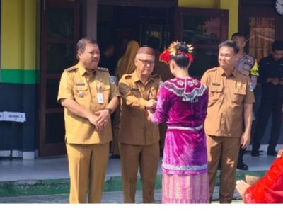 Saparudin dan Dessy Hadiri Festival Budaya Nusantara di SMPN 10 Pangkalpinang