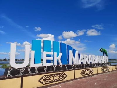 Pesona Siring Marabahan: Ikon Wisata Tepian Sungai Barito Kuala yang Eksotis