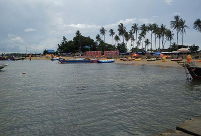 Pantai Takisung: Pesona Wisata Bahari Paling Ikonik di Tanah Laut
