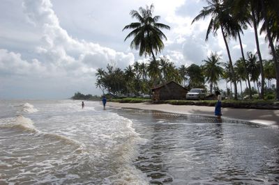 Pesona Pantai Sungai Cuka: Surga Terumbu Karang Tersembunyi di Tanah Bumbu