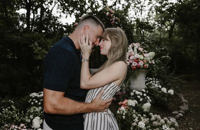 Selamat! Taylor Swift dan Travis Kelce Resmi Menikah di Madison Square Garden