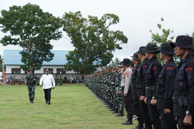 Wagub Maluku Resmikan Bakti TNI AD untuk Rakyat di Buru, Dorong Kolaborasi Bangun Daerah
