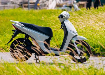 Perbandingan Motor Listrik VinFast Evo dan Feliz II, Pilih yang Mana?