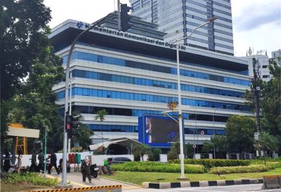 Komdigi Wajibkan Verifikasi Biometrik untuk Registrasi Kartu SIM Baru