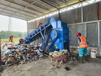 TPS BUMDes Gempol Mandiri di Cirebon Jadi Percontohan Pengelolaan Sampah Berbasis Desa