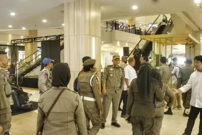 ASN Kota Gorontalo Kena Razia Satpol PP saat Asyik Keluyuran di Jam Kerja
