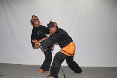 Seluk Beluk Seni Bela diri Khas Gorontalo Langga dan Legenda Ju Panggola