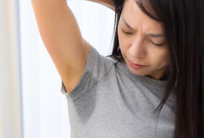 Cara Mencegah Keringat Berlebih agar Tetap Nyaman Beraktivitas