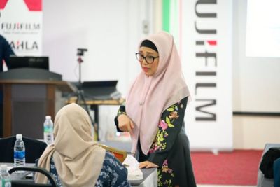 UNAIR Tampilkan Keunggulan Pencitraan Medis Pedesaan dan Skrining Tuberkulosis pada UPM–FUJIFILM Medical Physics Course