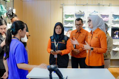 Wagub Lampung Tinjau Sensus Ekonomi 2026 di Mal Boemi Kedaton, Ajak Pelaku Usaha Beri Data Akurat