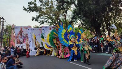 Kemeriahan Solo Batik Carnival 2026, Mengenalkan Identitas Batik di Jalanan Kota Solo