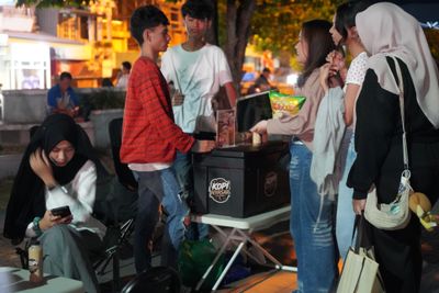 Tim Survei Temukan Bisnis Kopi Keliling Milik Dua Pelajar SMA di Ternate
