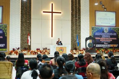 Bupati Wempi Harap GKII Malinau Terus Bersinergi Bangun Daerah