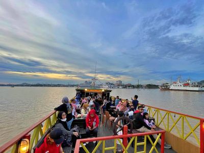 Wisata Sungai Mahakam Kalimantan Timur: Tiket dan Daya Tarik Juli 2026