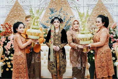 Makna Tradisi Kembar Mayang dalam Pernikahan Jawa