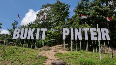 Cocok untuk Pemula, Daftar Tempat Trekking Hiking dengan Pemandangan Terindah di Bangka Belitung