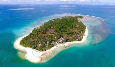 Jadi Salah Satu Spot Wisata Favorit Bagi Pecinta Snorkeling: Berikut Sejarah dan Fakta Unik Kabupaten Kepulauan Mentawai