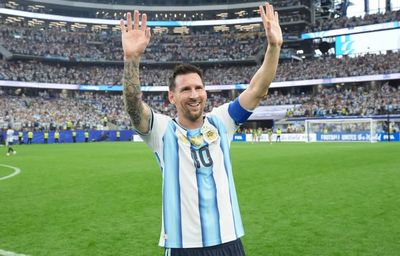 Lionel Messi Dedikasikan Keberhasilan Argentina ke Final Piala Dunia 2026 untuk Mendiang Diego Maradona