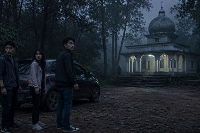 Cerita Horor : Tersesat saat Pulang dari Cirebon, Rombongan Ini Bertemu Sosok Misterius!