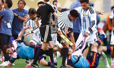 Aksi Panas Pemain Argentina: Paredes Dorong Eric Garcia dan Pukul Gavi di Final Piala Dunia 2026