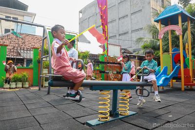 Gubernur Pramono Anung Siap Perbanyak RPTRA Lewat Optimalisasi Fasum dan Fasos