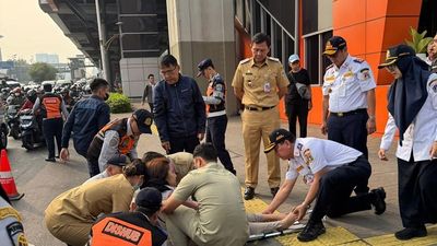 Empat Korban Luka Akibat Kecelakaan Beruntun, Motor Diseruduk Mobil Boks di Jalan MT Haryono