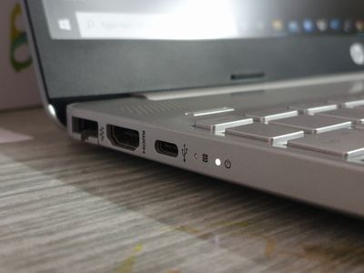 Bolehkah Cas HP Pakai Charger Laptop Type-C? Simak Fakta Tekninya!