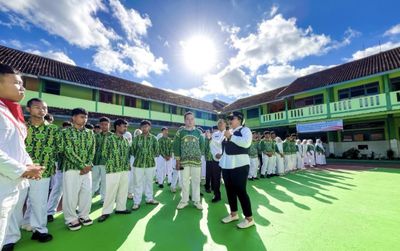 Ingatkan Siswa Gunungkidul Tak Buru-Buru Nikah, Bupati Endah: Siapkan Dulu Tiga Bekal Ini!