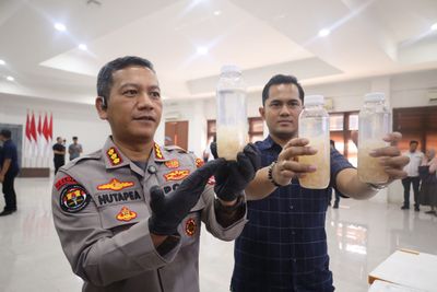 Rencana Penyelundupan 50 Ribu Benih Bening Lobster ke Sumatra Berhasil Digagalkan Polres Cilegon