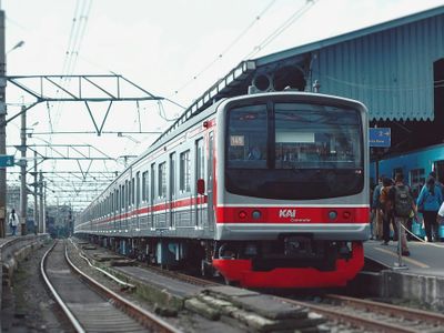 Kabel Sinyal Stasiun Citayam Dirusak, 6 Jadwal KRL Tujuan Jakarta Kota Jadi Molor Parah