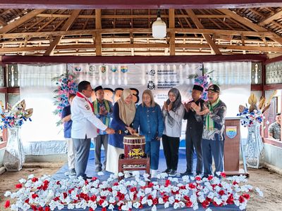 Wagub Maluku Tinjau Langsung Teras Pelayanan Publik di Pulau Buano, Dekatkan Layanan bagi Masyarakat Kepulauan