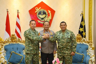 Perkuat Sinergitas, Kapolda Metro-Pangdam Jaya Datangi Markas Marinir