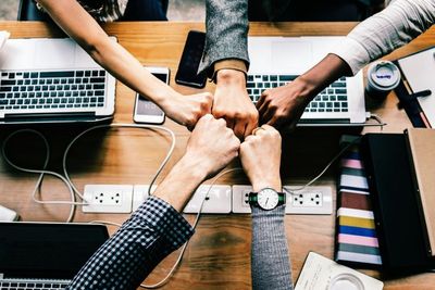 Lawan Rasa Malas, Tetap Semangat Kerja Dengan Tips Berikut!